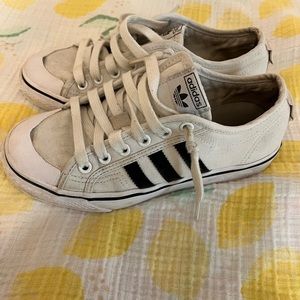 Adidas Nizza size 4